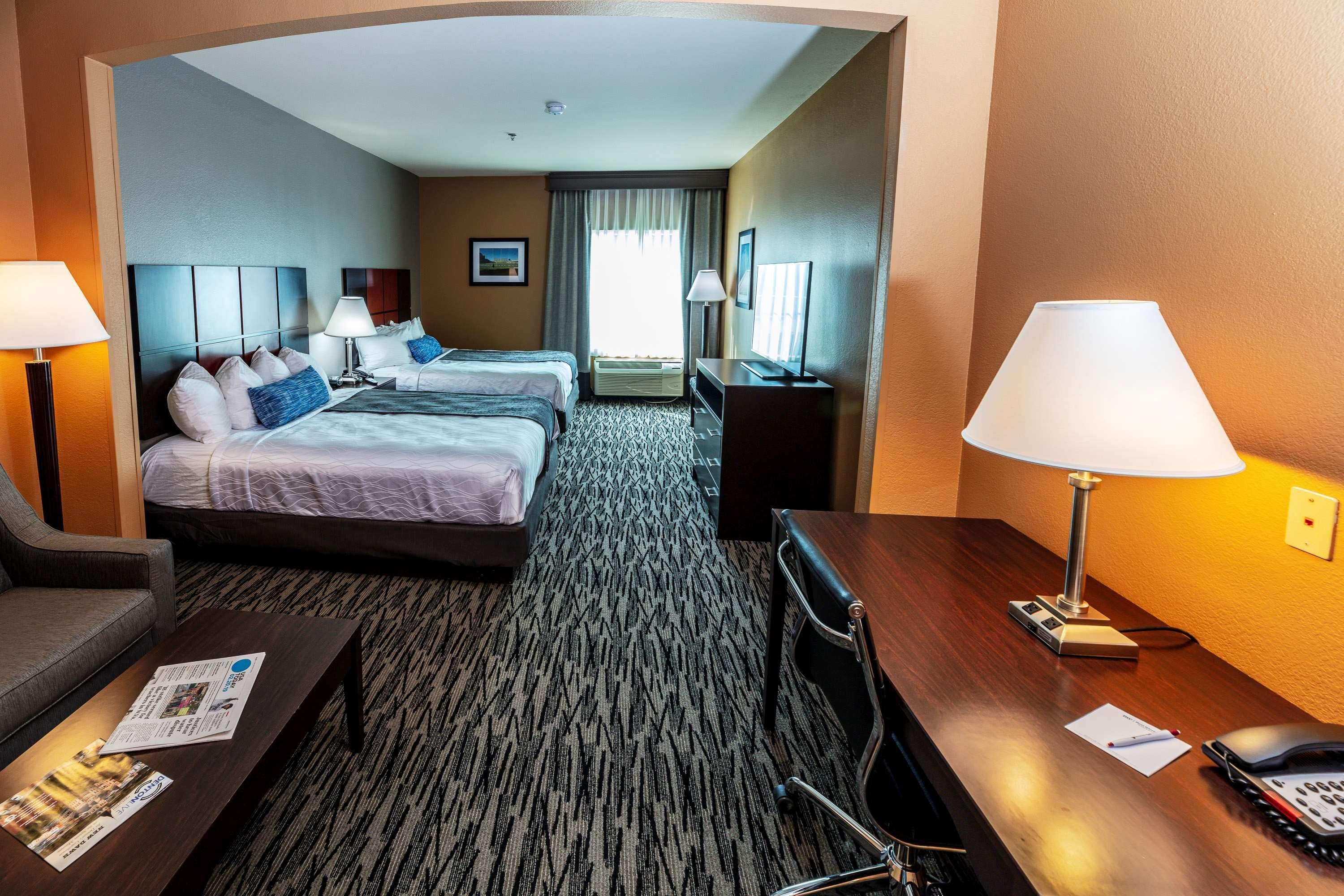 Best Western Plus Denton Inn&Suites Exterior foto
