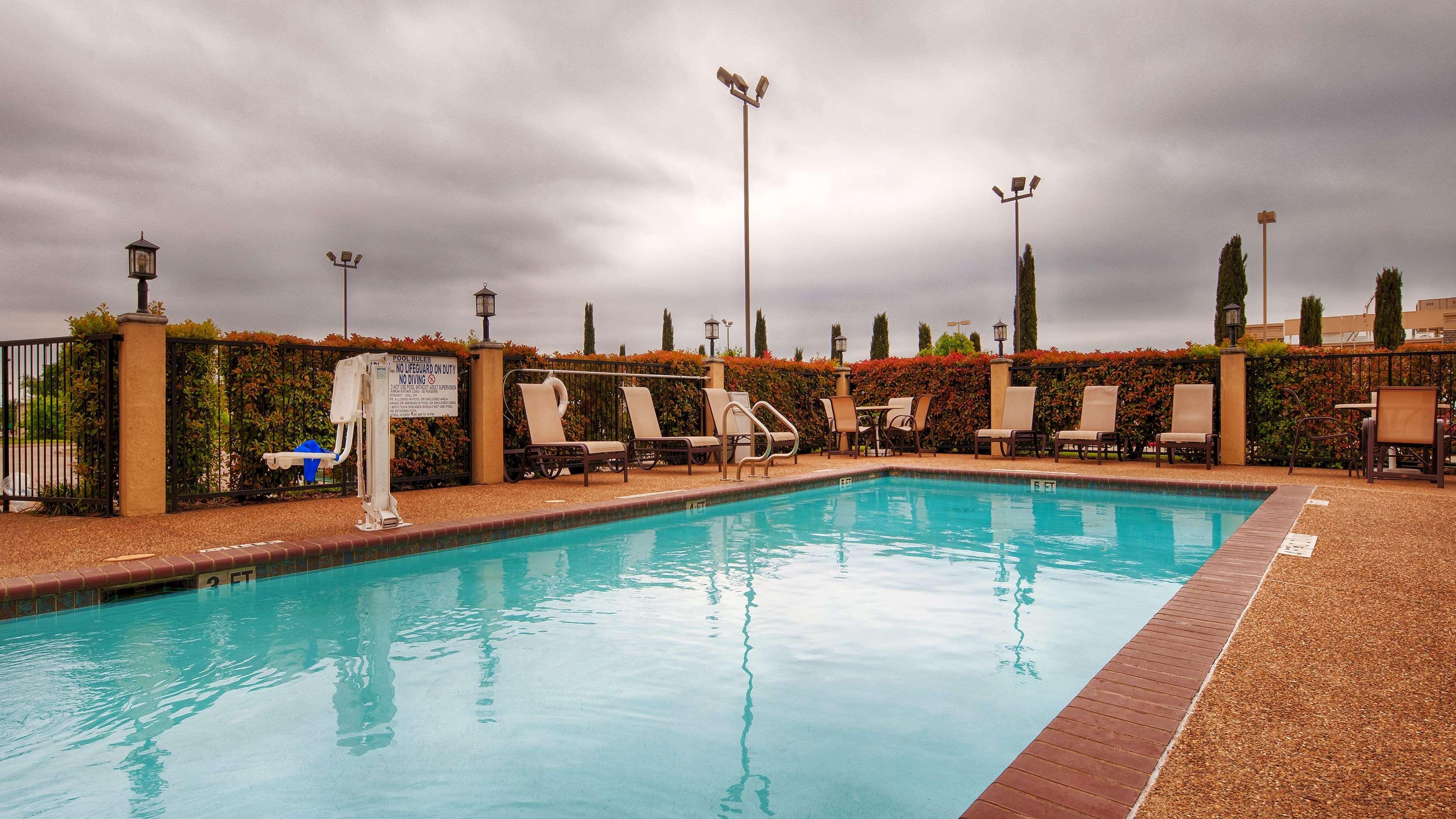 Best Western Plus Denton Inn&Suites Exterior foto